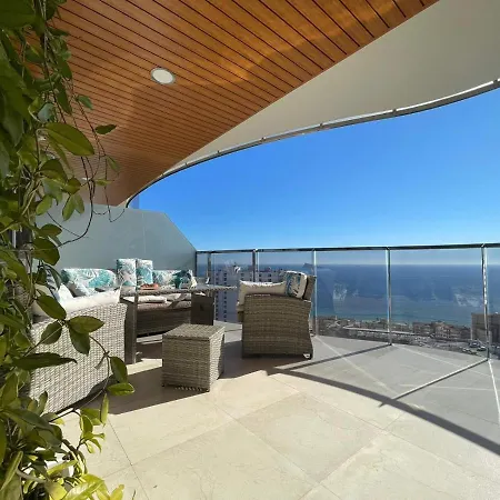 Sunset Waves Julieta Vistas Al Mar Premium 200 Mt2 Con Jacuzzi En Terraza Benidorm
