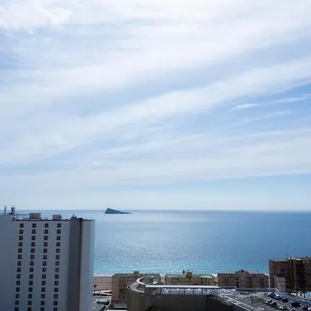 Sunset Waves Julieta Vistas Al Mar Premium 200 Mt2 Con Jacuzzi En Terraza Benidorm