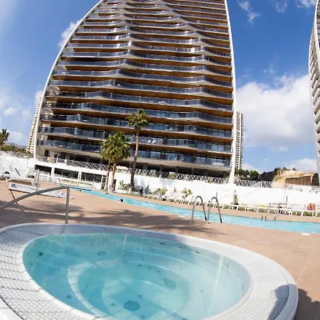 Sunset Waves Julieta Vistas Al Mar Premium 200 Mt2 Con Jacuzzi En Terraza Benidorm