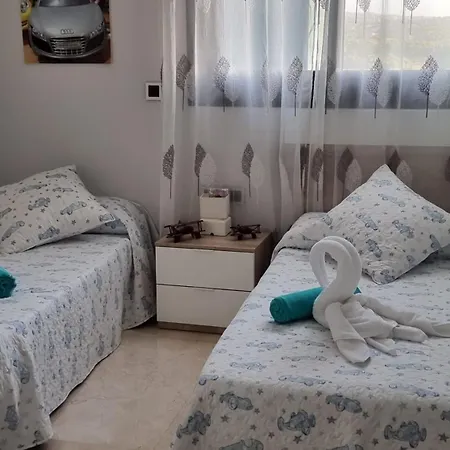Sunset Waves Julieta Vistas Al Mar Premium 200 Mt2 Con Jacuzzi En Terraza Apartment Benidorm